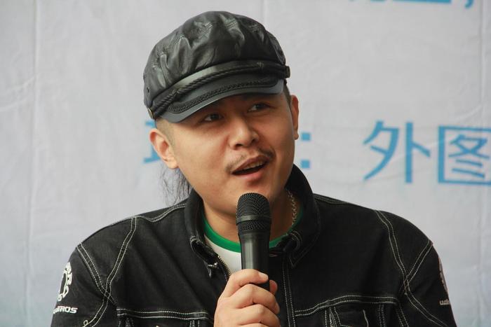 大冰 图据视觉中国