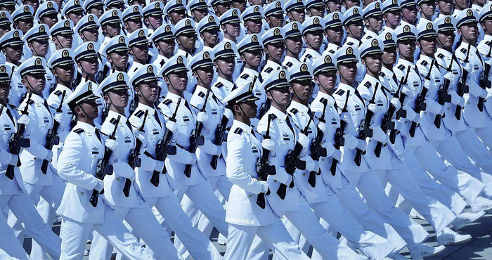     参阅队员在进行训练