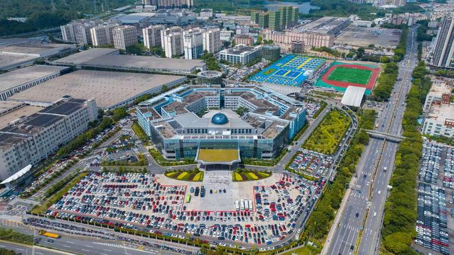 比亚迪坪山基地。图片来源：图虫