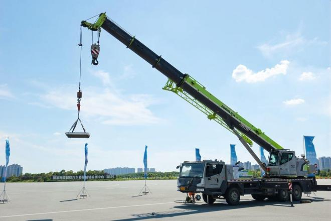 ▲电池包5米高空跌落测试