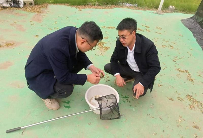图3 李二超教授指导现场