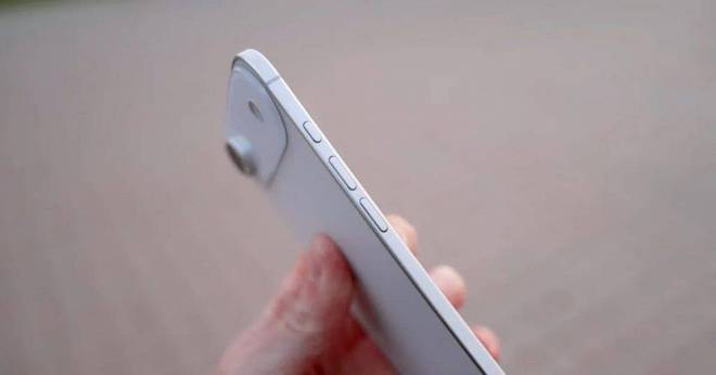 ▲ iPhone 17 Air 机模