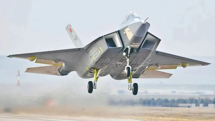 资料图：土耳其“可汗”战斗机（来源：中国国防报）