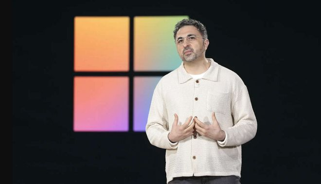 ▲Mustafa Suleyman在微软发布会上（图源：微软）