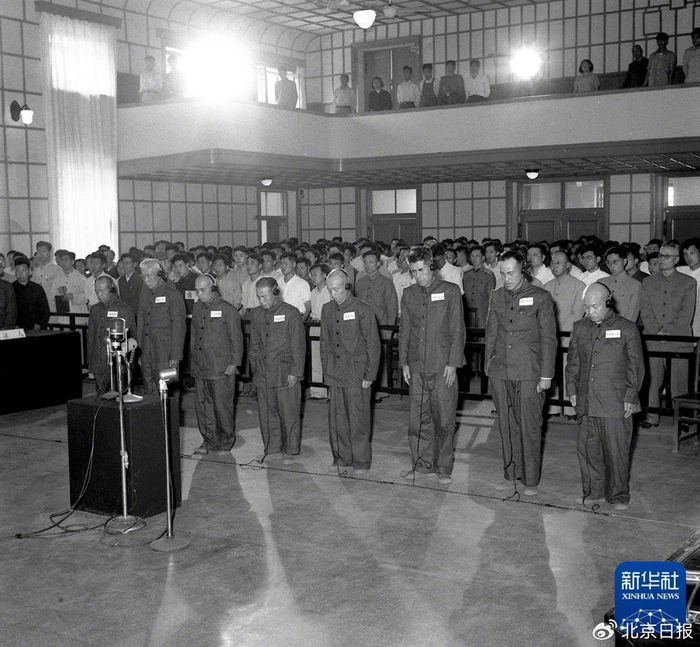 最高人民法院特别军事法庭于1956年6月9日至19日在沈阳对日本战犯铃木启久等8人进行审判。 新华社发