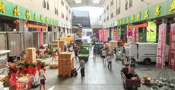 首衡城水果交易区现场