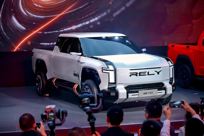 「新智生产力电动专业皮卡」威麟 P2X