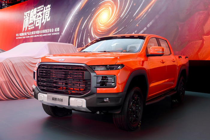「全球智能实用皮卡」的威麟 R08