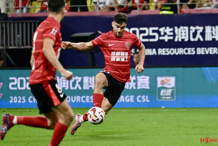 ▲成都蓉城4比1戰(zhàn)勝上海海港