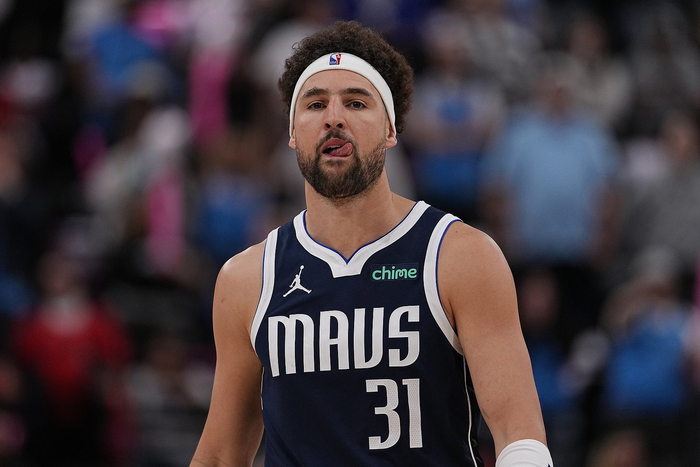 队记：杨瀚森已经赢得波特兰球迷喜爱他是开拓者潜在进攻枢纽