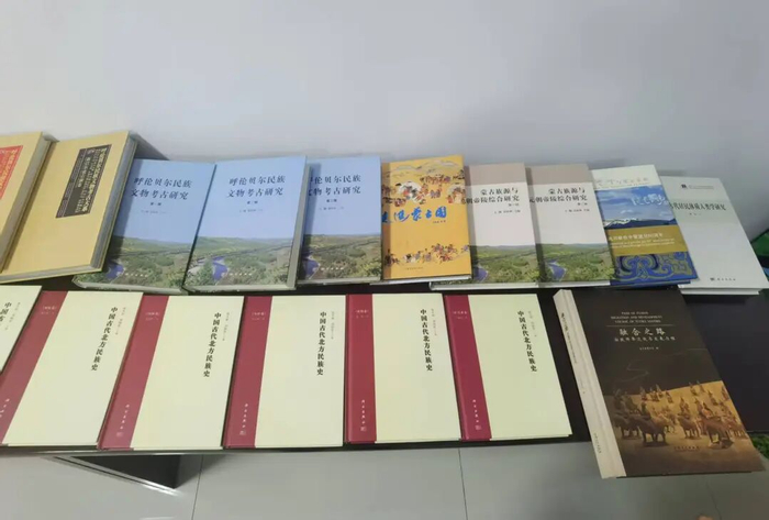 呼伦贝尔市依托国家社会科学基金重大委托项目，已出版多本学术著作。