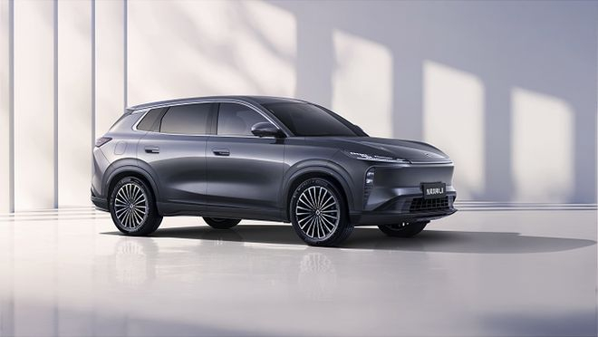  图片来源：东风 东风风神L8 PHEV正式上市 关键词：紧凑型SUV／12.99至14.99万元／纯电续航最高185公里