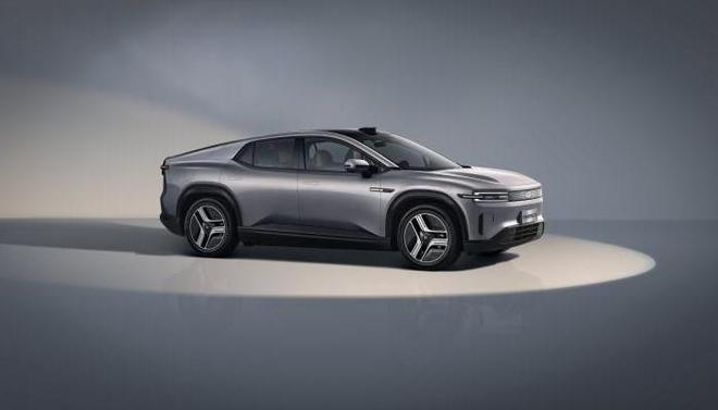  图片来源：长安 长安启源E07年度更新 关键词：中大型SUV／21.99万元起／多功能后备厢