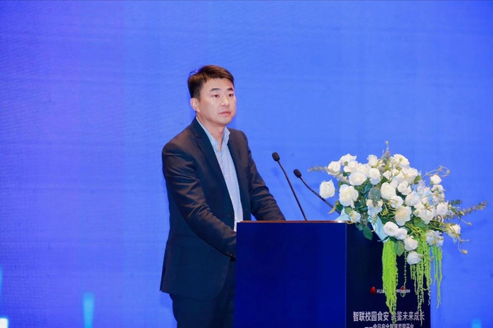 图为浙江华为通信技术有限公司副总经理俞泉。