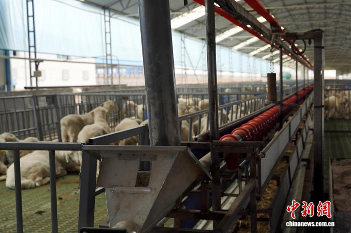 　　图为中央精准配料系统。　民乐县委宣传部供图