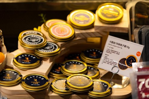 图：Olé南京首店特色商品