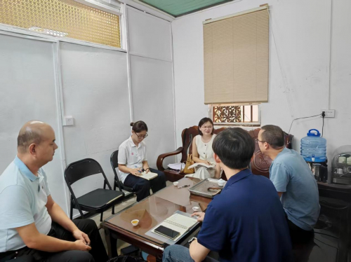 图3 莲上镇座谈会