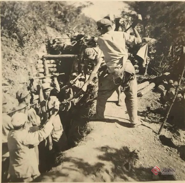 部隊在修建戰壕?云南省公安廳供圖