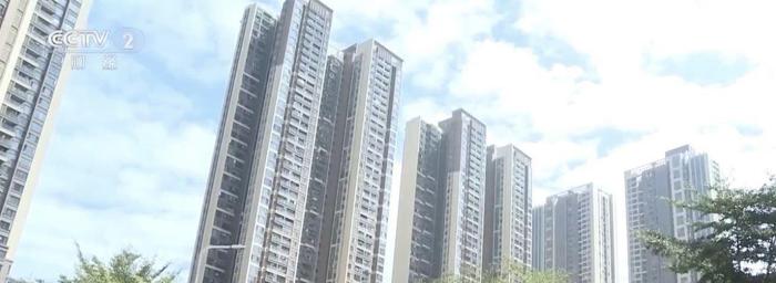 ▲深圳分区优化调整居民购买商品住房政策 资料图 图据央视新闻