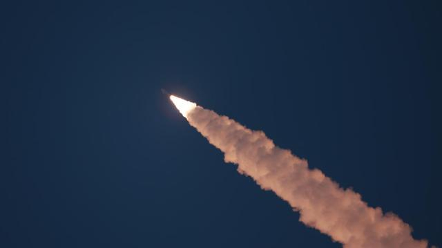 火箭升空，向着预定目标飞行 李裕祥 李柠潇 李思琦 郝裕彤供图