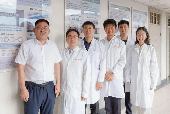 （来源：北京大学电子学院高层培训中心）