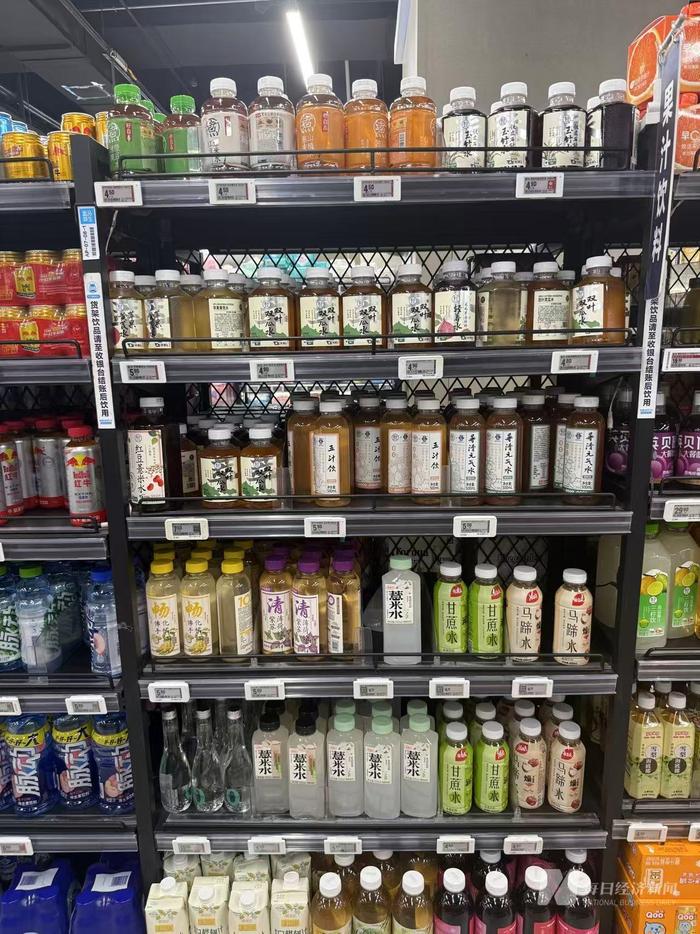 北京某盒马超市的货架 图片来源:每经记者 王紫薇 摄
