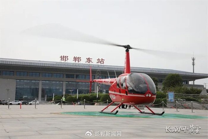 9月7日，武安市宇翔飞行营地至邯郸机场及邯郸高铁站低空旅游接驳航线正式开通。长城网·冀云客户端记者 孟维仑 摄