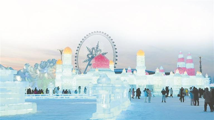 哈尔滨冰雪大世界。本报记者 刘心杨摄