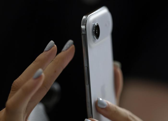 iPhone Air 图源:视觉中国