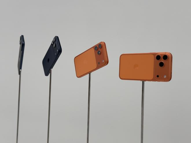  iPhone 17 Pro（图源：界面新闻）