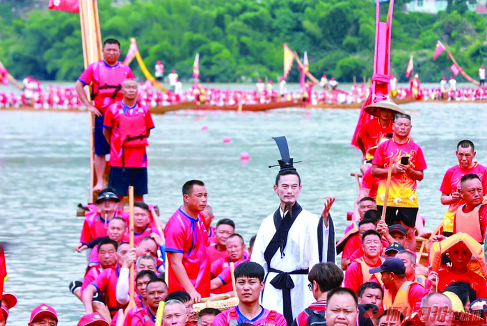 屈原扮演者明超（溆浦宣传部提供）