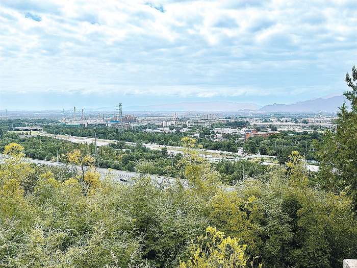 正在建设中的清华南口国重基地。本报记者 孙云柯摄