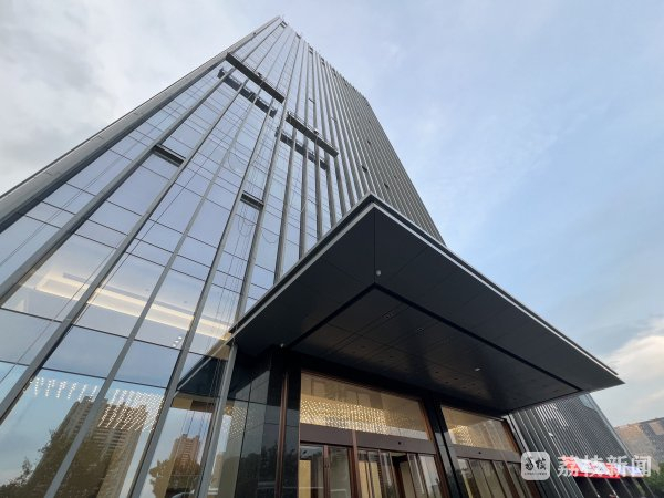 【活力中國調研行】上下樓就是上下游！江蘇產(chǎn)業(yè)帶“智”造更“智”銷(xiāo)