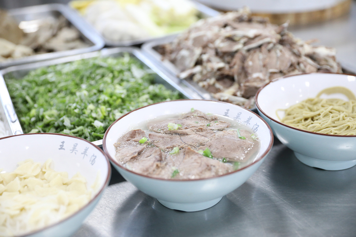 　　圖為制作好的小店?duì)逌?。（小店區(qū)融媒體中心 供圖）