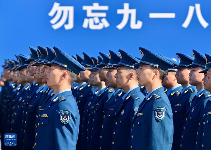 这是9月18日拍摄的“勿忘九一八”撞钟鸣警仪式现场。新华社记者 吴青昊 摄