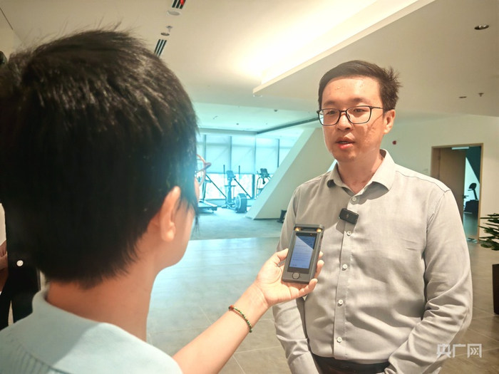 专家代表接受央广网采访(央广网发 受访者供图)