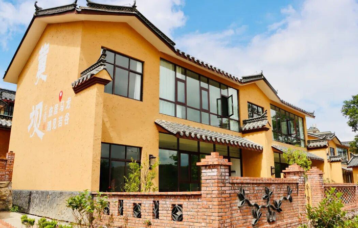 旅居新村煥新顏（張子怡攝）