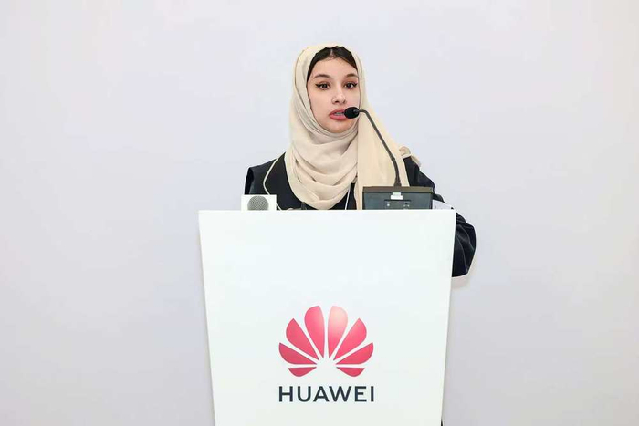 Education Associate Director,Zoud Dr.Maha AI Mansoori