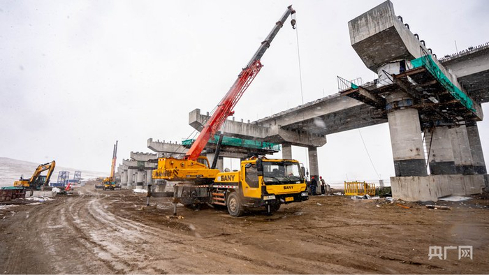 那巴公路八标段施工现场 (央广网发 宋雨宸 摄)