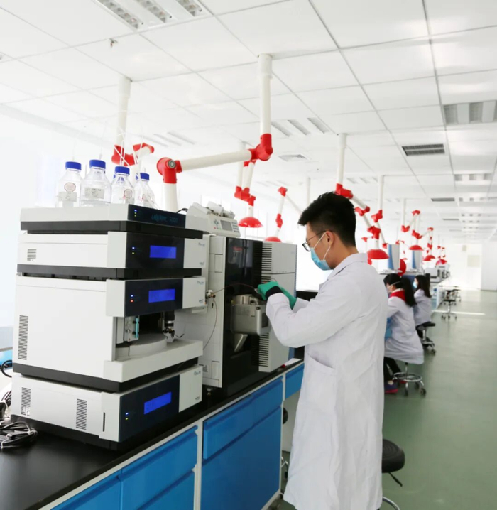 先進(jìn)的儀器設(shè)備將為食品安全保駕護(hù)航。