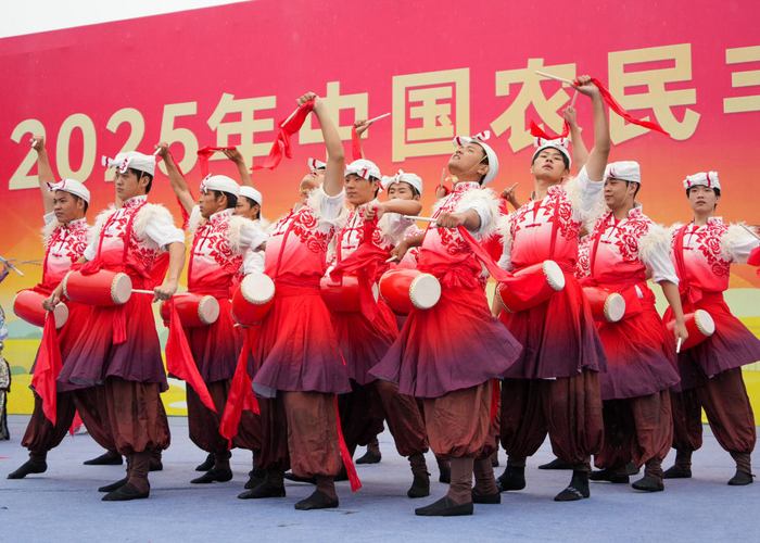 这边,“丰”景正好——各地中国农民丰收节活动现场见闻_手机新浪网