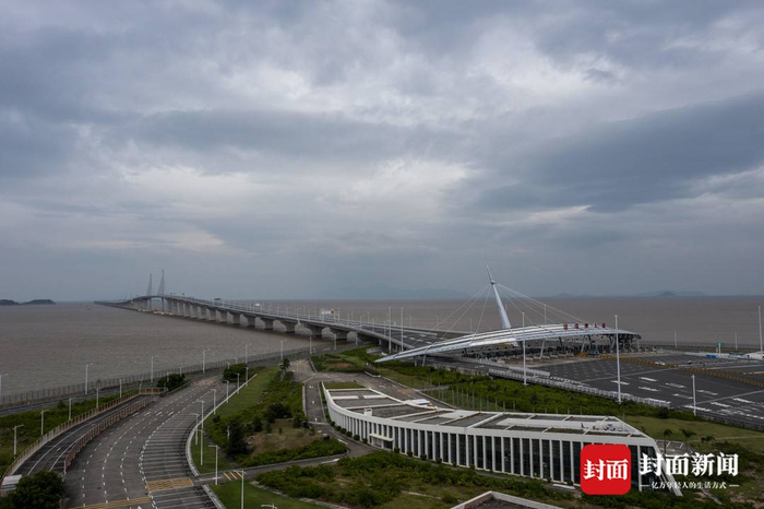 9月23日15时，港珠澳大桥开始封闭。