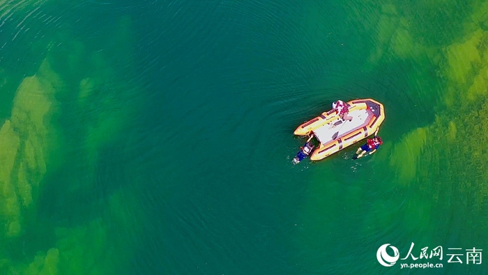 千眼泉景色如画。李文雄摄