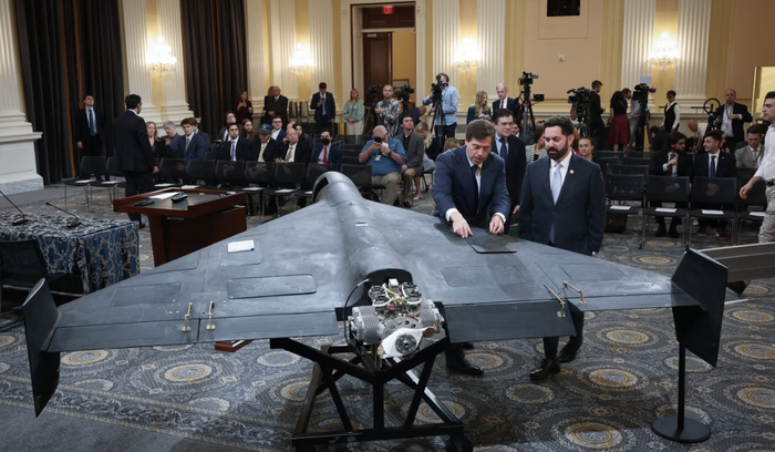 ▲一架在美国国会山展出的“沙赫德”无人机