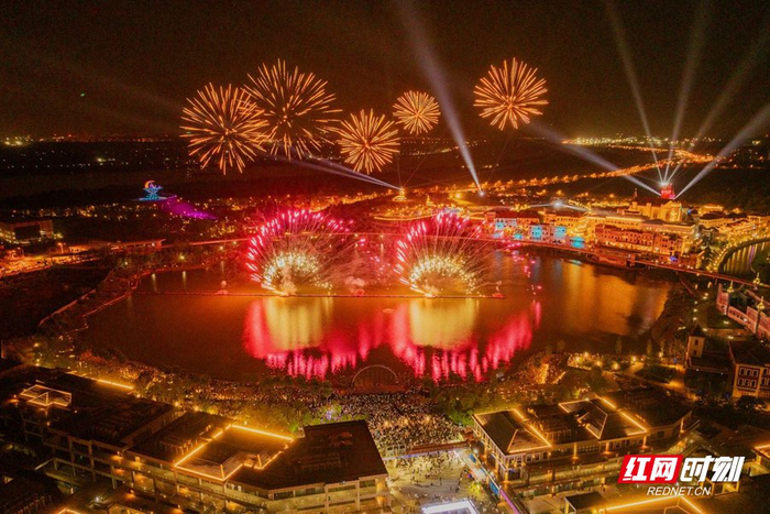 大王山星光煙火季。