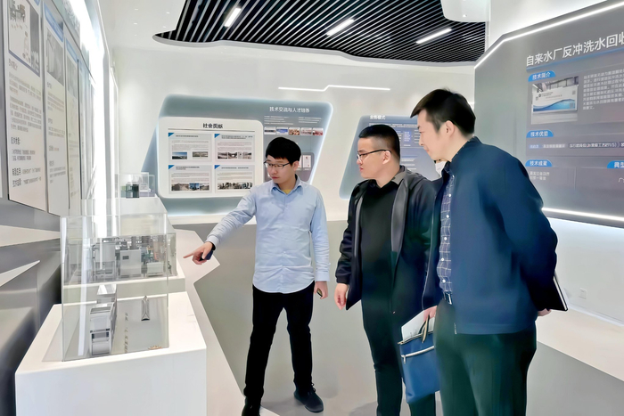 到哈爾濱工業(yè)大學(xué)水資源國家工程研究中心有限公司調(diào)研