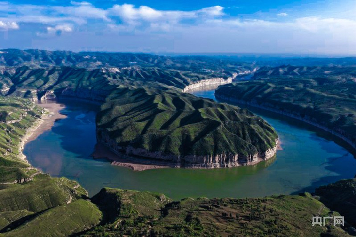 黄河赋予偏关独特的美景（央广网记者  张洁  摄）