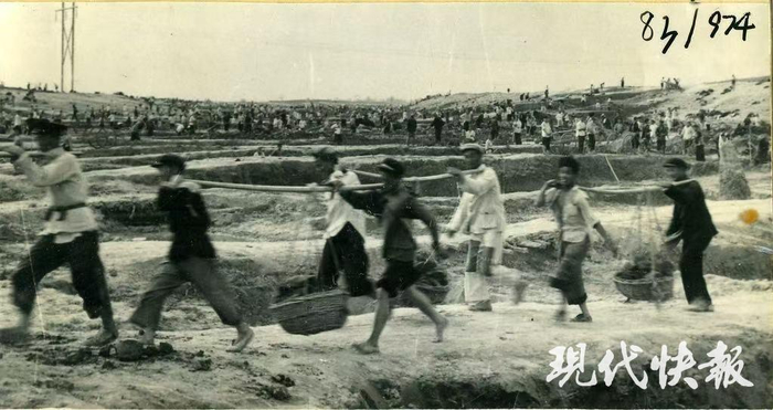 云龙湖开挖时的场景