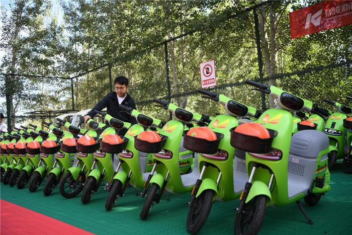 投放氫能共享單車進(jìn)行試運(yùn)營。