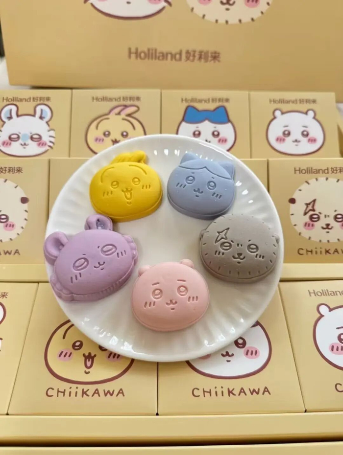 好利来Chiikawa系列糕点礼盒；图片来源：小红书@雅粹